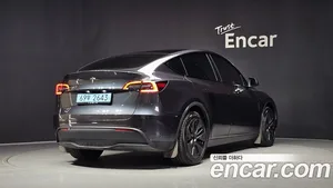 Tesla Model Y, 2025 — миниатюра 2