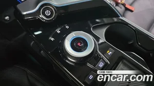 Kia EV6, 2023 — миниатюра 12