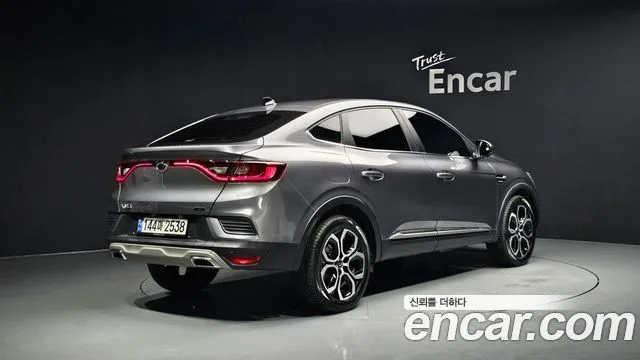 Renault XM3, 2024 — фото автомобиля из Кореи