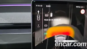 Tesla Model 3, 2025 — миниатюра 12