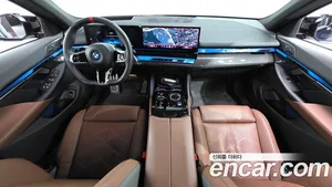 BMW i5, 2023 — миниатюра 10