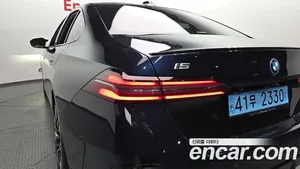 BMW i5, 2023 — миниатюра 9