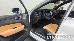 Volvo XC60, 2025 — миниатюра 10