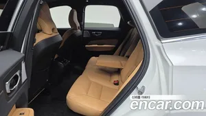 Volvo XC60, 2025 — миниатюра 12