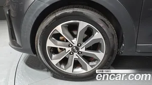 Kia Stonic, 2017 — миниатюра 5