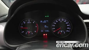 Kia Stonic, 2017 — миниатюра 11