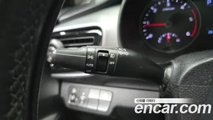Kia Stonic, 2017 — миниатюра 28