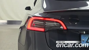 Tesla Model 3, 2020 — миниатюра 9