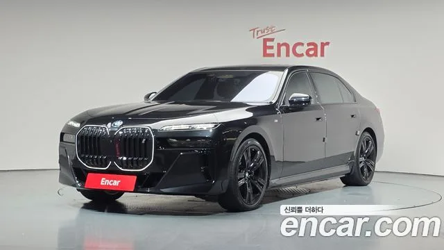 BMW i7, 2024 — фото автомобиля из Кореи