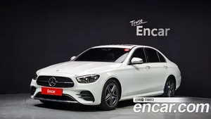Mercedes-Benz E-Class, 2023 — миниатюра 1