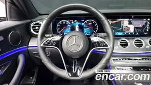 Mercedes-Benz E-Class, 2023 — миниатюра 20