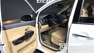 Kia Carnival, 2018 — миниатюра 13