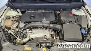 Mercedes-Benz GLB-Class, 2022 — миниатюра 6