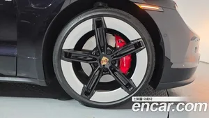 Porsche Taycan, 2025 — миниатюра 6