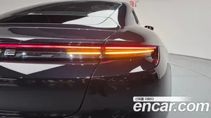 Porsche Taycan, 2025 — миниатюра 8