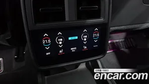 Porsche Taycan, 2025 — миниатюра 26