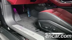 Porsche Taycan, 2025 — миниатюра 27