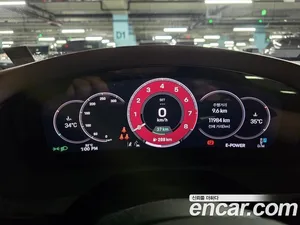 Porsche Panamera, 2025 — миниатюра 9