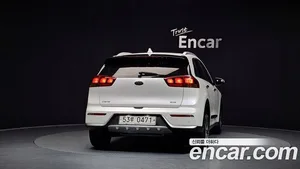 Kia Niro, 2016 — миниатюра 4