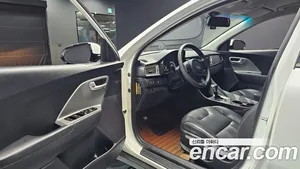Kia Niro, 2016 — миниатюра 13