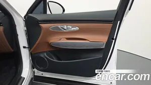 Genesis GV70, 2024 — миниатюра 14