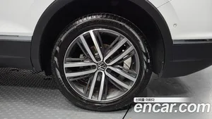 Volkswagen Tiguan, 2024 — миниатюра 6