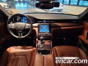 Maserati Quattroporte, 2017 — миниатюра 5