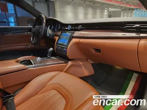 Maserati Quattroporte, 2017 — миниатюра 9