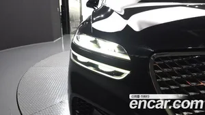 Genesis GV70, 2022 — миниатюра 8