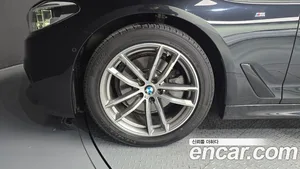 BMW 5-Series, 2017 — миниатюра 5