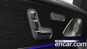 Mercedes-Benz GLE-Class, 2023 — миниатюра 34