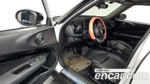Mini Clubman, 2023 — миниатюра 13