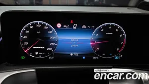 Mercedes-Benz GLB-Class, 2025 — миниатюра 11