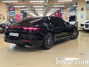 Porsche Panamera, 2018 — миниатюра 3