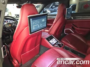 Porsche Panamera, 2018 — миниатюра 17