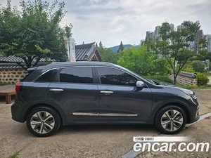 Kia Niro, 2019 — миниатюра 8