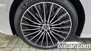 Mercedes-Benz E-Class, 2025 — миниатюра 5