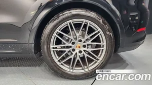 Porsche Cayenne, 2024 — миниатюра 7