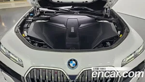 BMW i7, 2024 — миниатюра 6