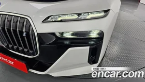 BMW i7, 2024 — миниатюра 8