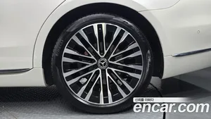 Mercedes-Benz S-Class, 2023 — миниатюра 7