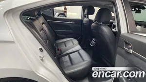 Hyundai Avante, 2020 — миниатюра 17
