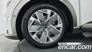 Genesis GV60, 2022 — миниатюра 5