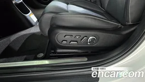 Genesis GV60, 2022 — миниатюра 31