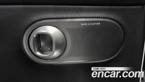 Genesis GV60, 2022 — миниатюра 34