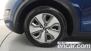 Kia Niro, 2018 — миниатюра 5