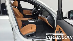BMW 3-Series, 2023 — миниатюра 11