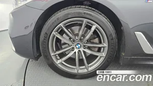 BMW 5-Series, 2017 — миниатюра 5