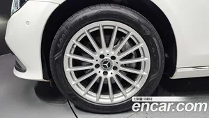 Mercedes-Benz E-Class, 2023 — миниатюра 5