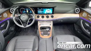 Mercedes-Benz E-Class, 2023 — миниатюра 10